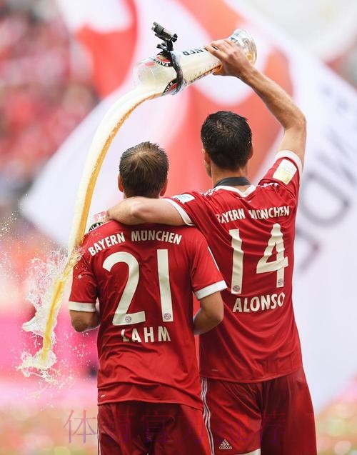 拜仁想把主场变成红色地狱 但维尼修斯扑灭了 拜仁想把主场变成红色地狱 但维尼修斯扑灭了